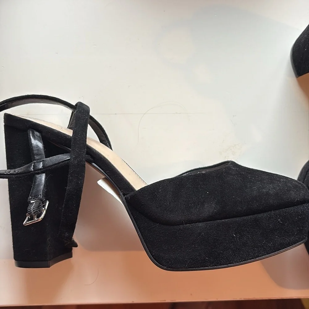 vince camuto heels - Picture 2 of 5